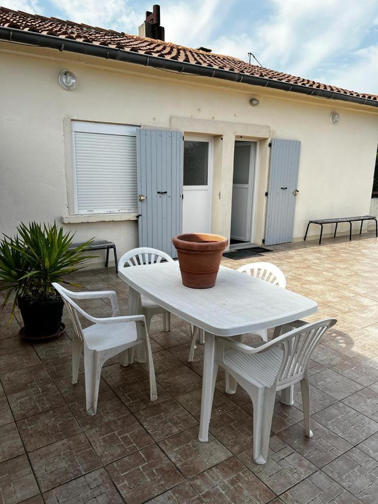 Appartement Neuf P3 50M2 Nîmes Pokoj fotografie